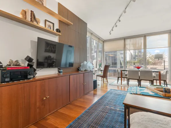 10 West End Avenue image 4 of 19