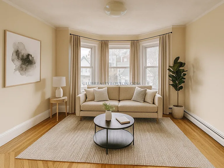 811 Washington St #3 — Photo 2