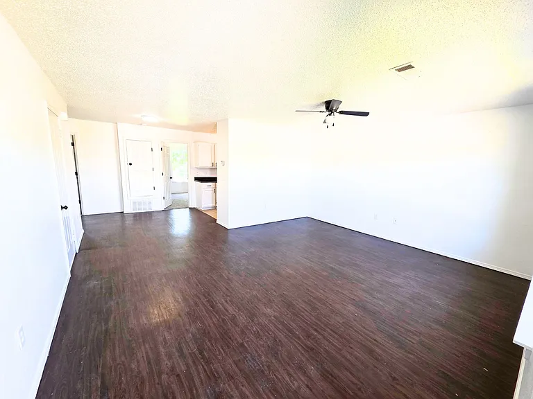 3501 SW Victoria Pl #2 — Photo 7