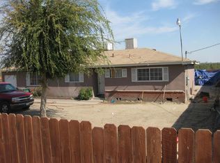 11758 S Amber Ave, Selma, CA 93662