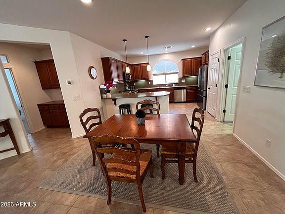 4th image of 4502 E Narrowleaf Dr