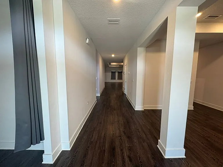 1114 Shoal River Dr — Photo 2