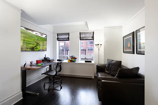 Sold by Compass | media 10