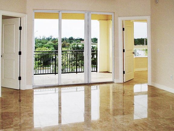 5th image of 16100 Emerald Estates Drive #389