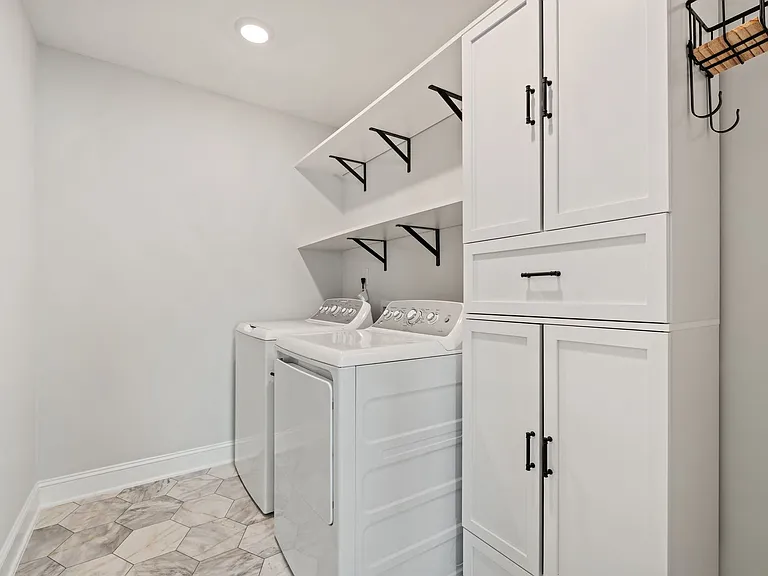 212 Oakchest Ct — Photo 18