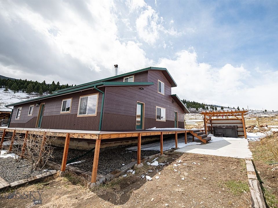 1st image of 28 Pony Ln