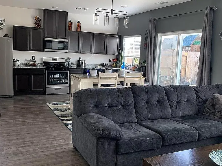 9729 Sea Glass Ct — Photo 16