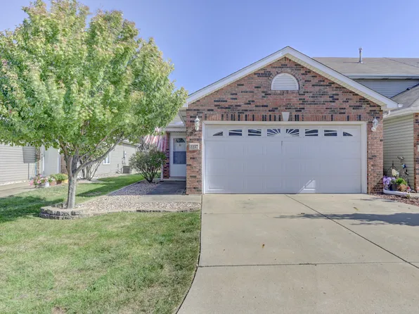 2237 Sandridge Ln, Dyer, IN 46311