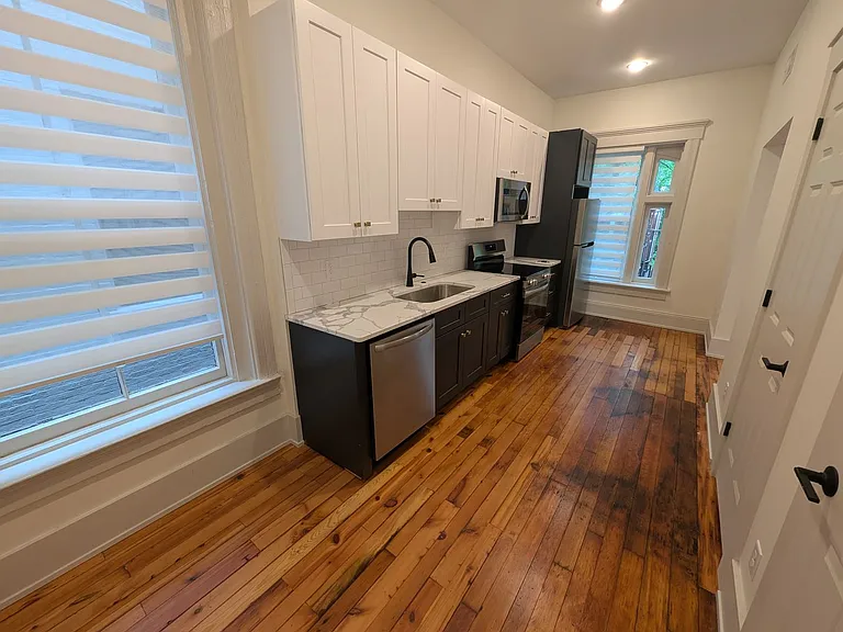 521 Garrard St #3 — Photo 10