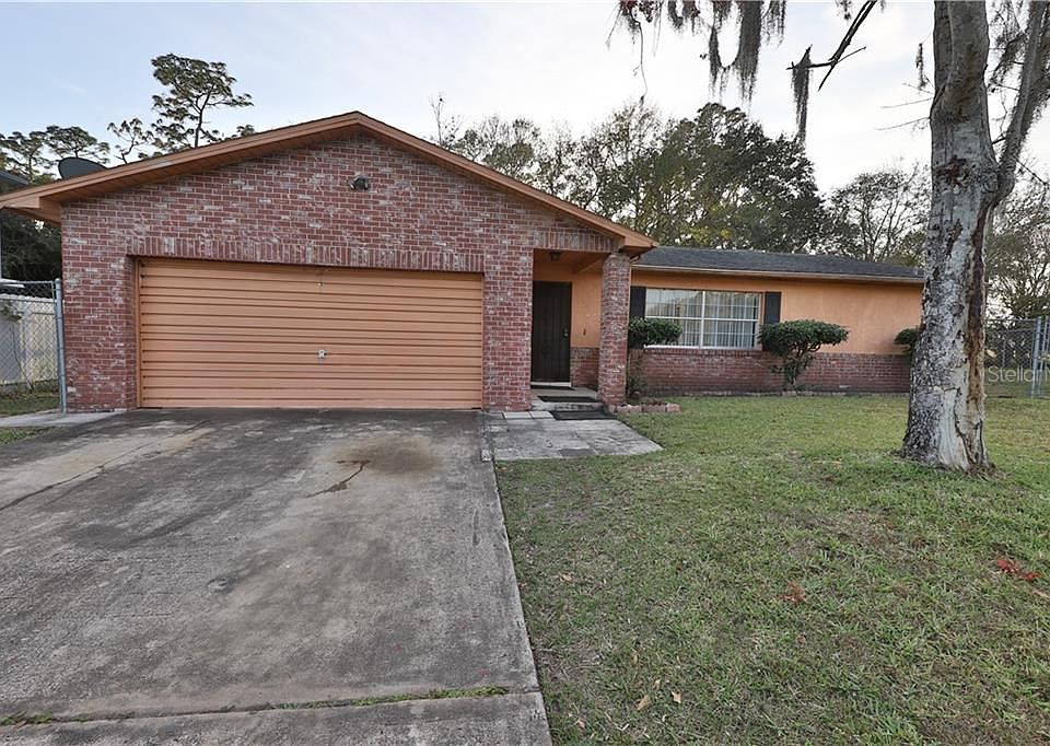 1st image of 7442 Hidden Hollow Dr
