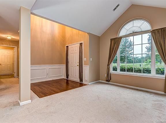 2nd image of 1421 Deer Forest Dr