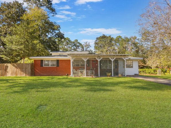 948 Seven Oaks Rd