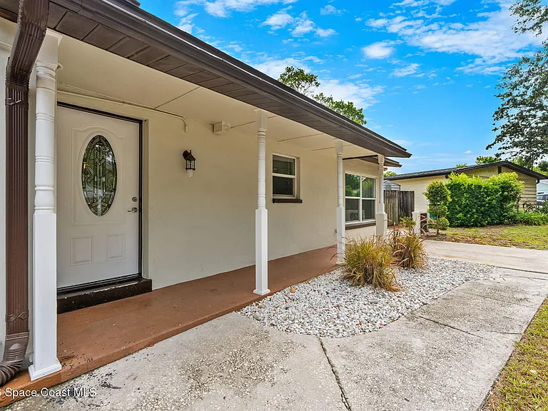 2426 Clemson Dr — Photo 31