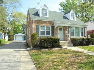 1318 Olive Rd, Homewood, IL 60430