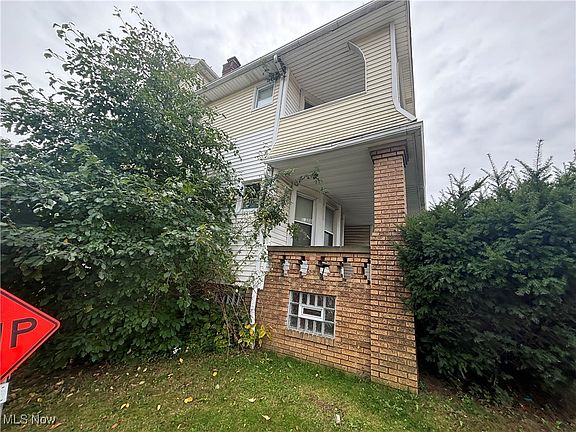 4th image of 4985 E 110th St