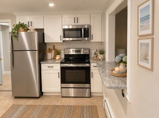 67 River St, Bristol, RI 02809