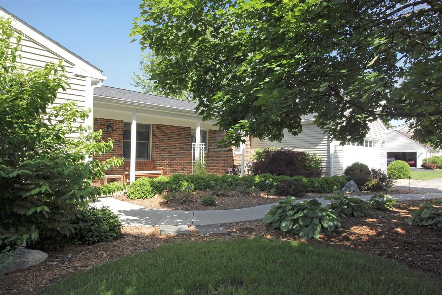 5852 Wagon Wheel Dr photo 1