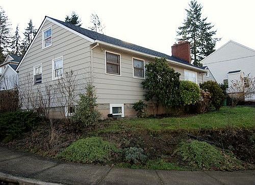 2nd image of 19800 SW Marlin Dr