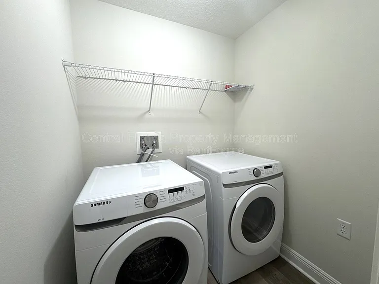 2861 Mayer St — Photo 27
