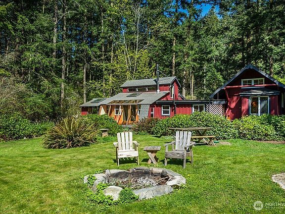 3rd image of 4160 Mud Bay Road
