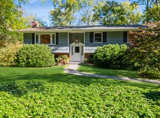 235 Douglas Rd, Chappaqua, NY 10514