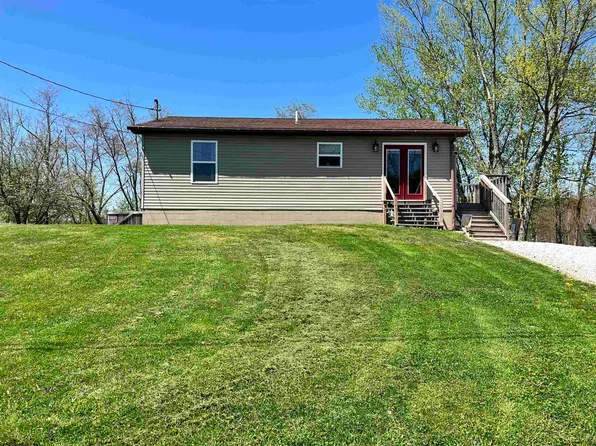 54 Jarrett Dr, Grafton, WV 26354