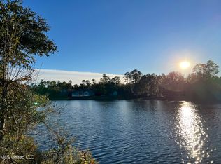 1 Lac Bleu Ave, Pass Christian, MS 39571