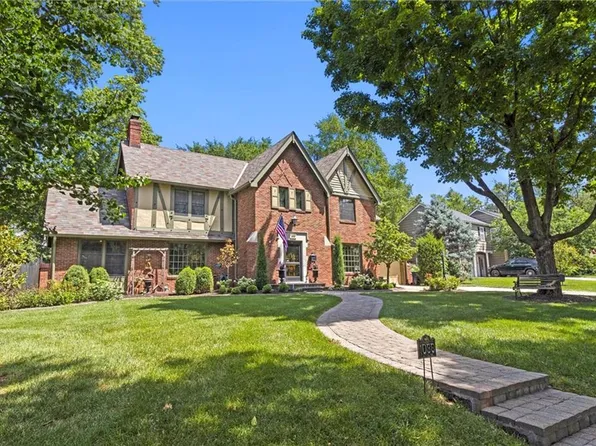 1030 W 68th Ter, Kansas City, MO 64113