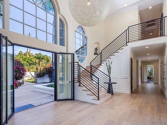 5th image of 7430 Saint Andrews Rd