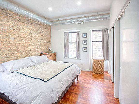 5th image of 2050 W Potomac Ave #3