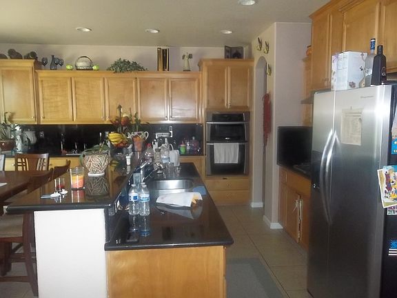 3rd image of 2037 Carillo Ct