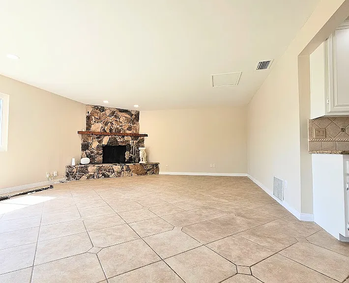 5424 Lodi St — Photo 19