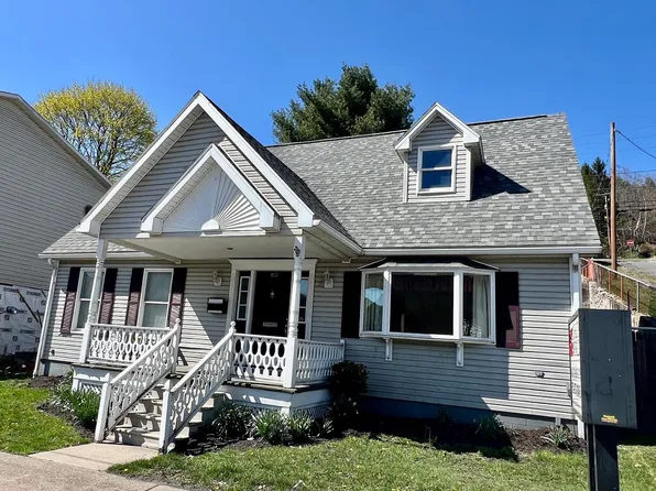 107 W Centre St, Ashland, PA 17921