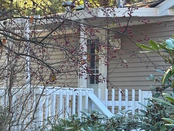3rd image of 6858 Maple Ln