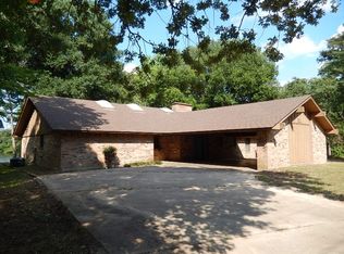 22817 Lakeside Dr, Flint, TX