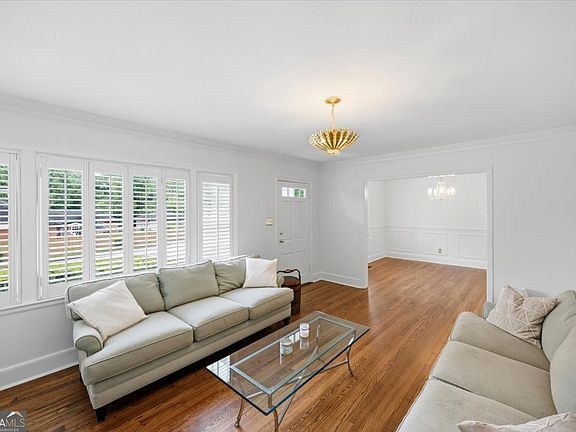 2nd image of 3561 Overlook Ave