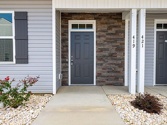 2nd image of 419 Sunfish Ln