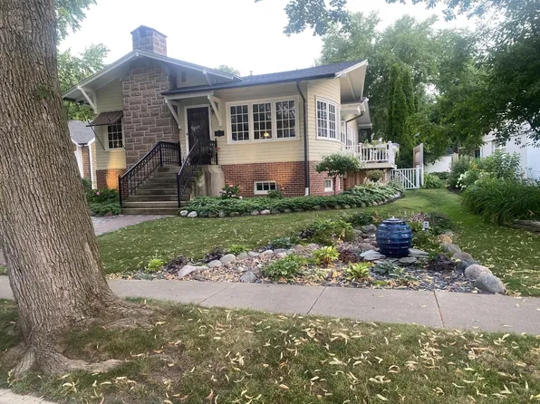 1633 Lake Shore DRIVE, Lake Geneva, WI 53147