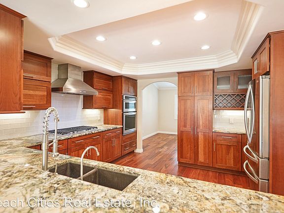 2nd image of 220 S Helberta Ave #4