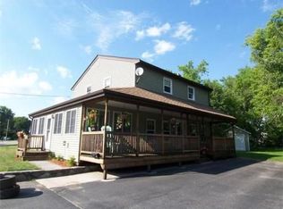 19 Cedar St, Milford, MA 01757