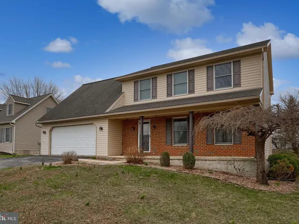 65 Sunrise Ln, Reinholds, PA 17569