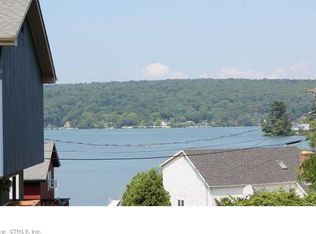 1 Clearwater Ln, East Hampton, CT 06424