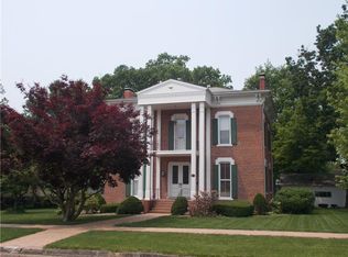 822 N Broadway St, Shelbyville, IL 62565