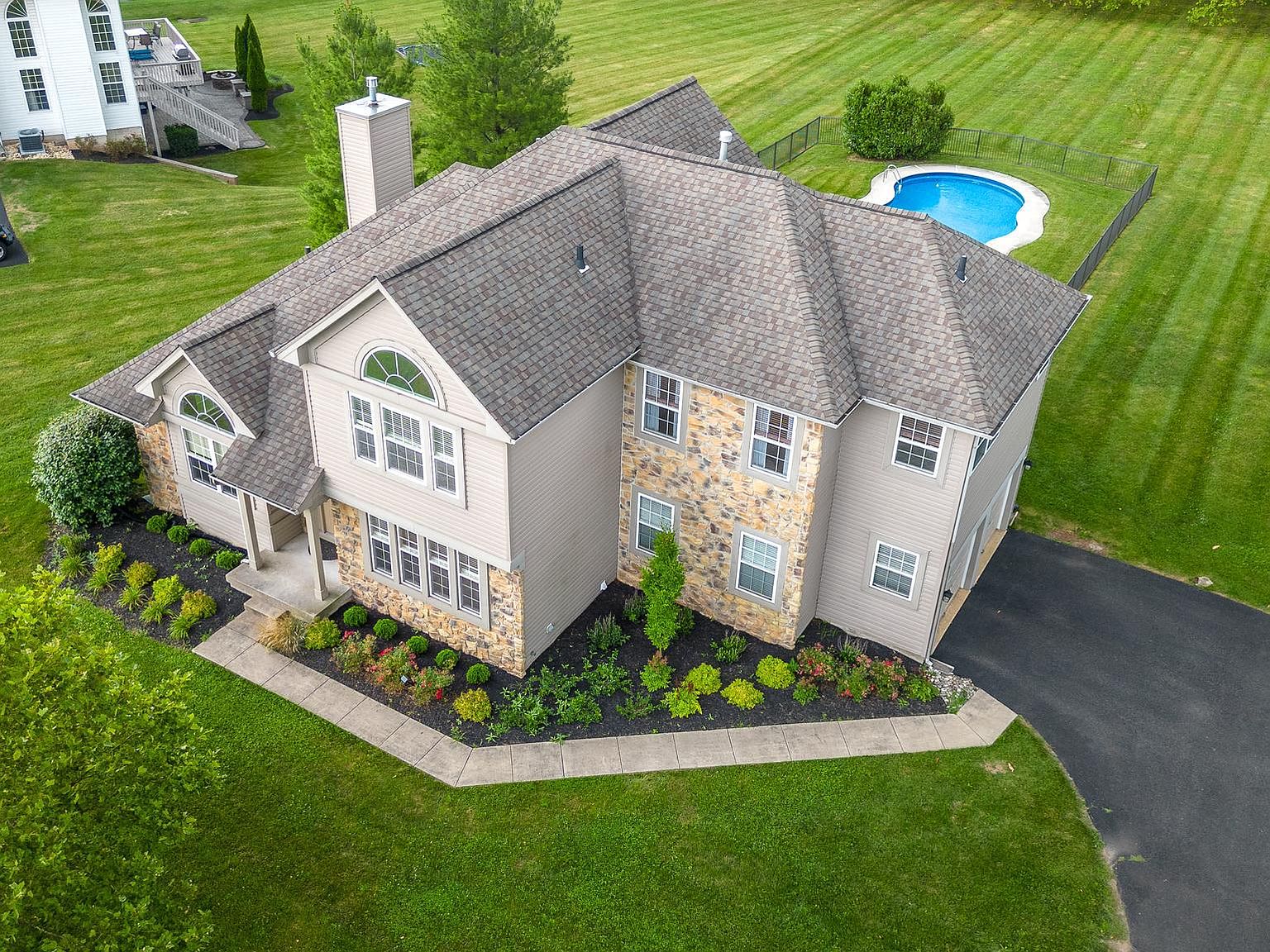 105 Breezy Hollow Dr, Chalfont, PA 18914 MLS PABU2053010 Zillow