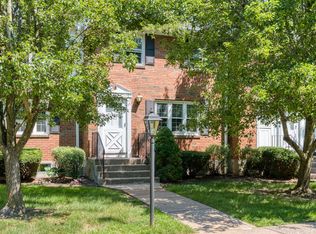 45 Brandywine Ln, Suffield, CT 06078