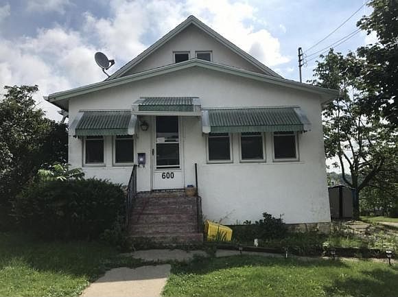 1st image of 600 Irving Ave