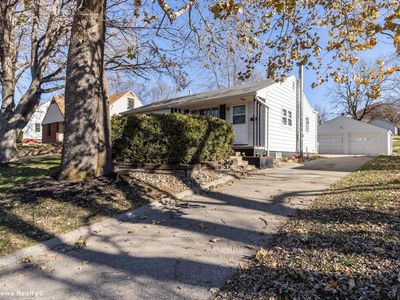 3323 62nd St, Des Moines, IA, 50322