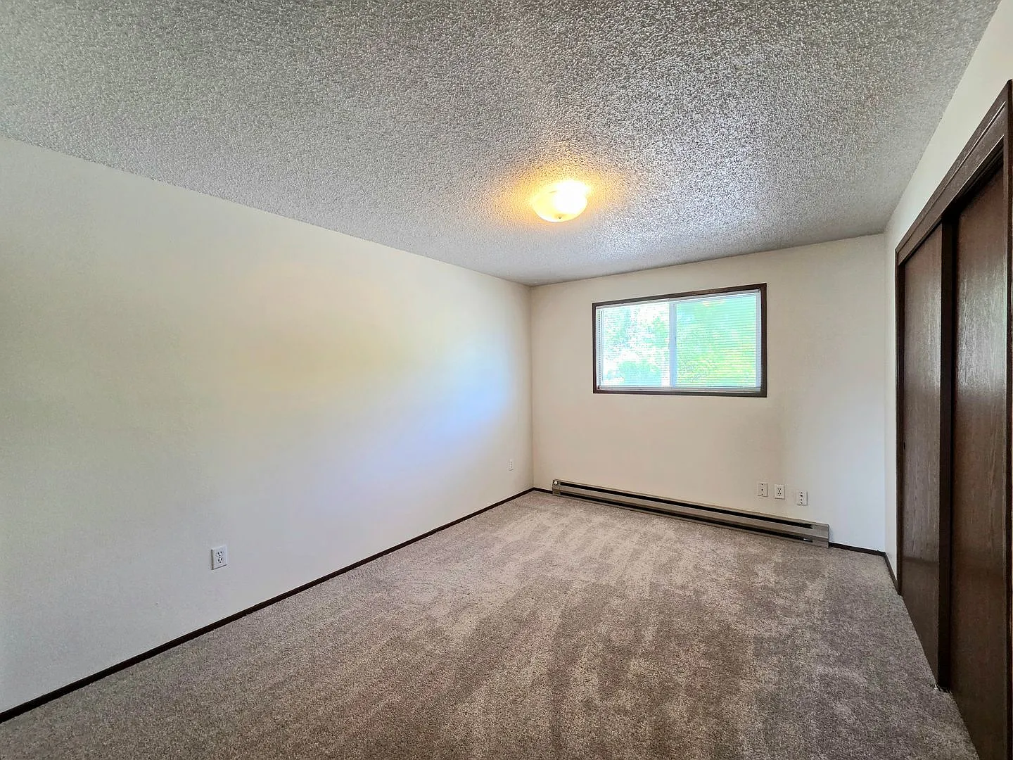 112 Ridgemont Dr. Duplex — Photo 4