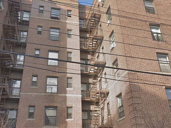 2nd image of 33-38 Parsons Blvd APT 2E