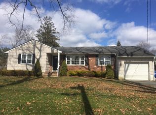 24 Crescent Pkwy, Red Bank, NJ 07701